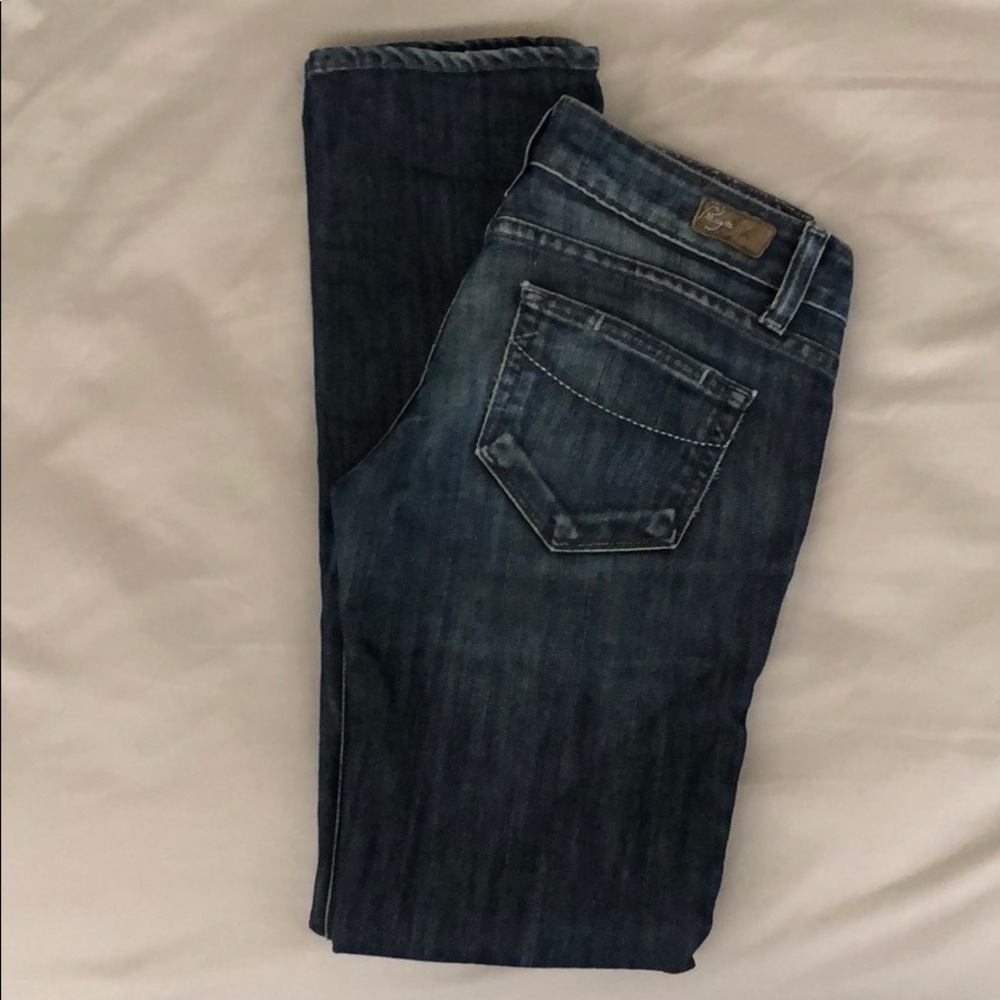 Paige Blue Heights jean 26P
